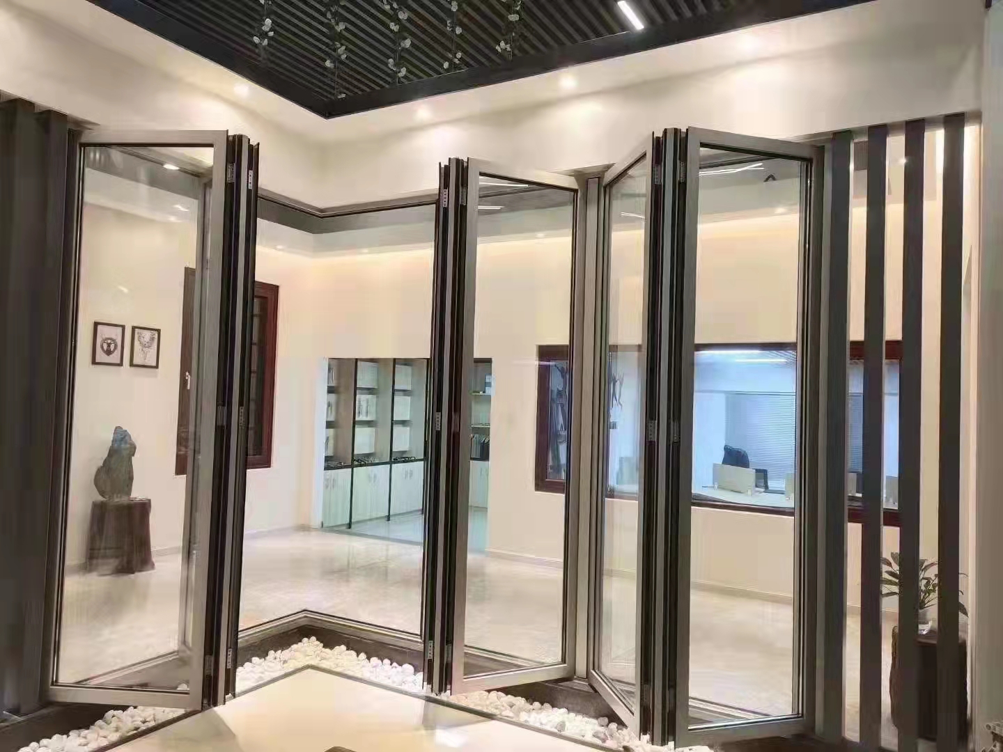 衛(wèi)生間空間小，不滿意？君派教您“折”出大空間